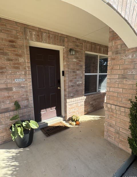 3-bedroom rental at 13710 Pebble Ranch in San Antonio, TX — photo 4