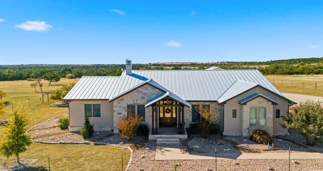 Home for sale at 601 Garrison Rd in Fredericksburg, TX — photo 2
