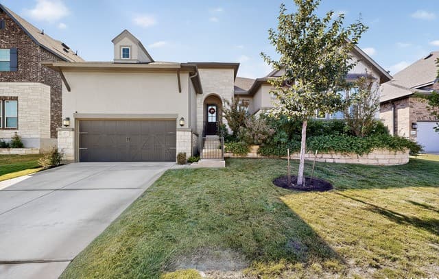 4-bedroom rental at 3922 Balentine in San Antonio, TX — photo 3