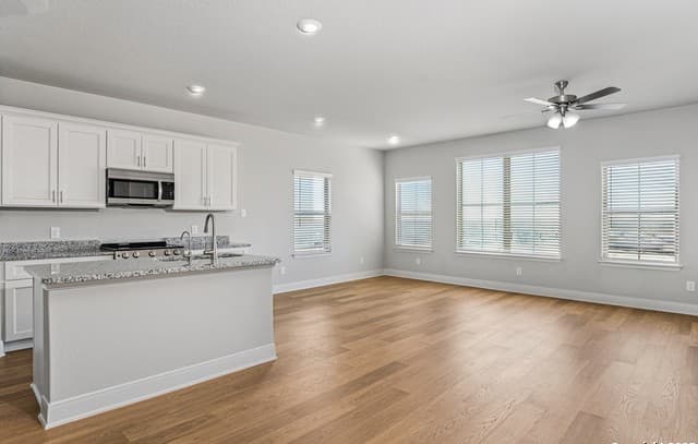 rental at 7127 Magnolia Creek in San Antonio, TX — photo 5