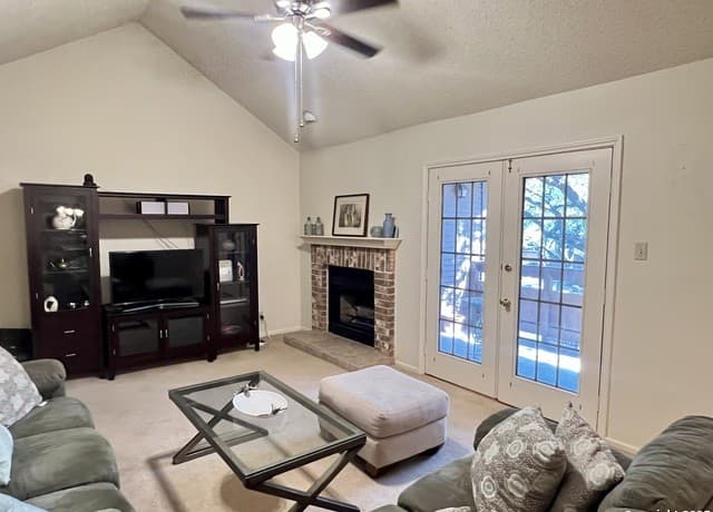 3-bedroom rental at 10955 Wurzbach Unit 403 in San Antonio, TX — photo 2
