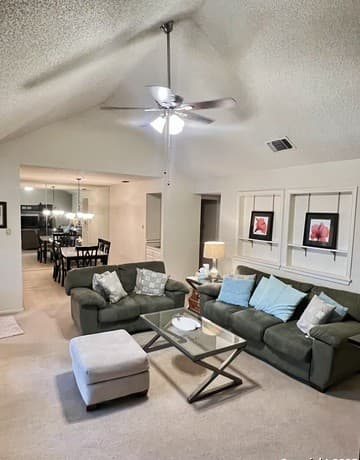3-bedroom rental at 10955 Wurzbach Unit 403 in San Antonio, TX — photo 3