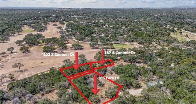 rental at 187 Contour in Spring Branch, TX — photo 3