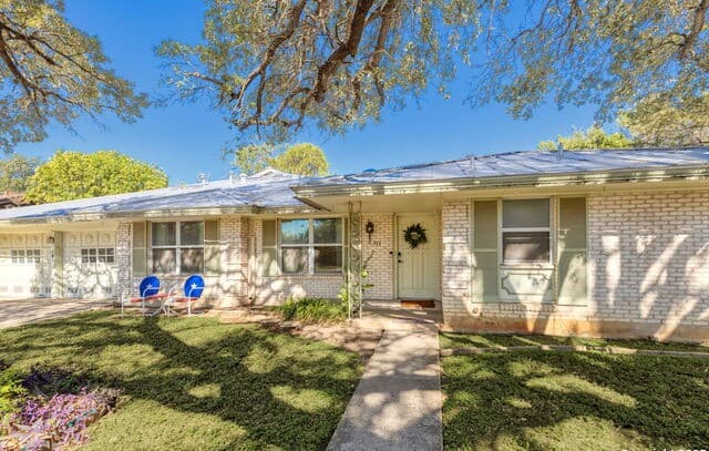 Home for sale at 713 Fawndale Ln in Windcrest, TX — photo 3
