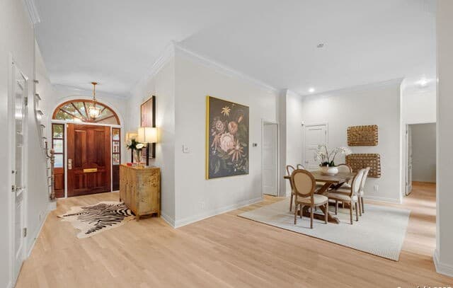 4-bedroom rental at 110 Kennedy Ave Unit 6 in Alamo Heights, TX — photo 3