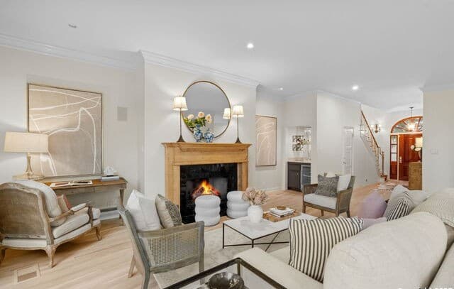 4-bedroom rental at 110 Kennedy Ave Unit 6 in Alamo Heights, TX — photo 4