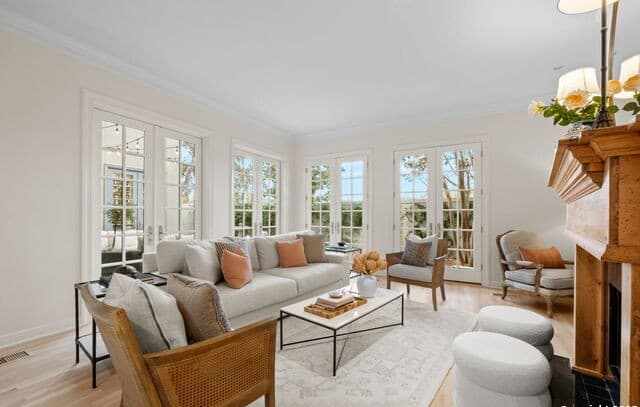 4-bedroom rental at 110 Kennedy Ave Unit 6 in Alamo Heights, TX — photo 5