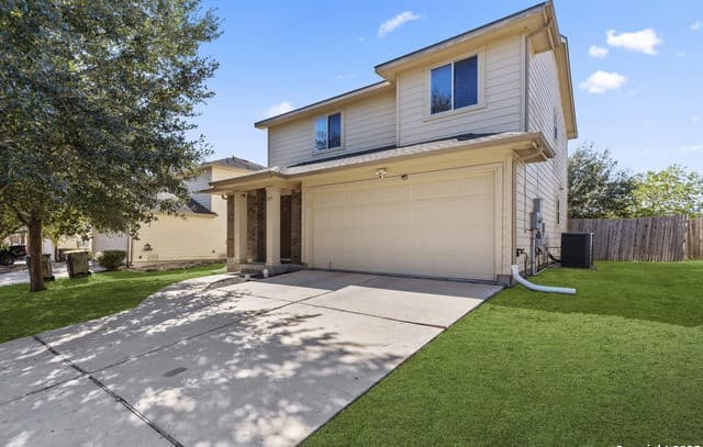 3-bedroom rental at 3917 Whisper Ridge in Schertz, TX — photo 1