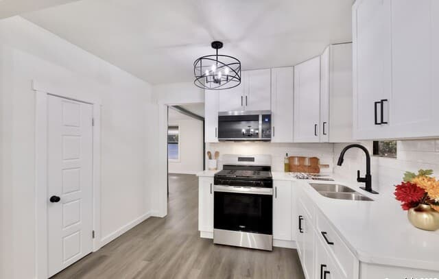 3-bedroom rental at 7218 Luna Ct in San Antonio, TX — photo 2