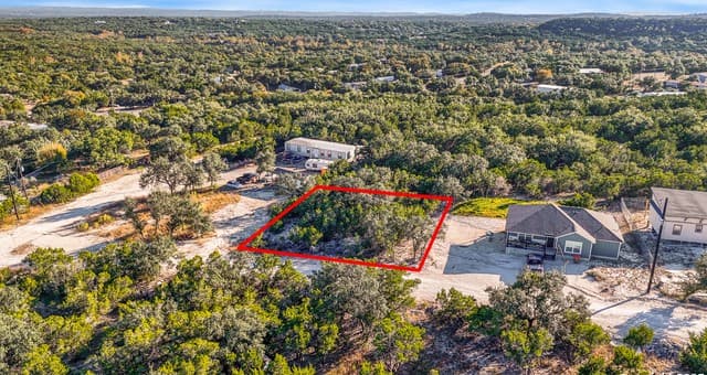 rental at 1044 Ken Wayne Dr in Spring Branch, TX — photo 3