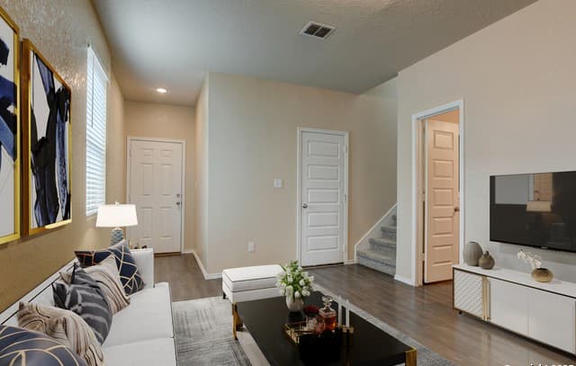 4-bedroom rental at 3931 Somers Crest in San Antonio, TX — photo 5
