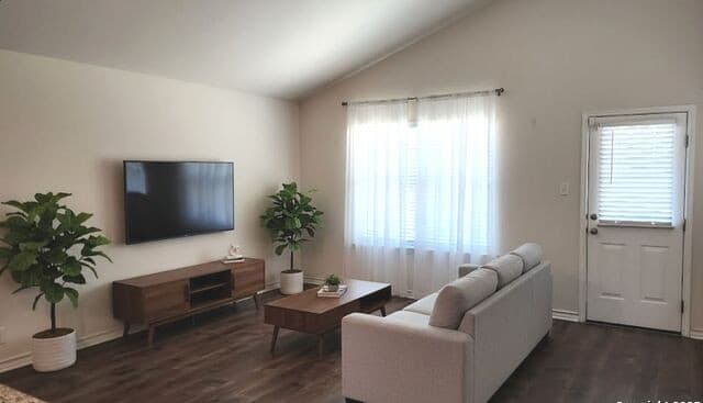 4-bedroom rental at 13314 Wood Sedge in San Antonio, TX — photo 5