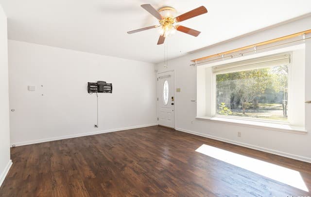 3-bedroom rental at 7903 Rimfire in San Antonio, TX — photo 4