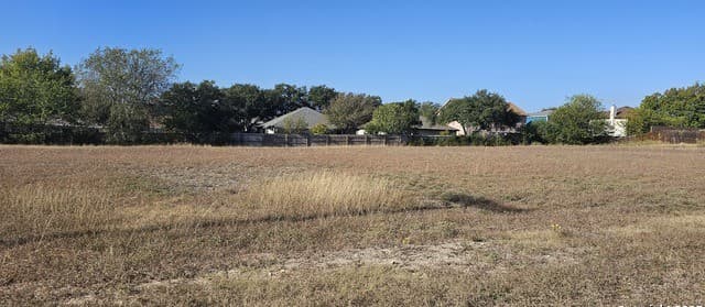 rental at 813 Toepperwein in Converse, TX — photo 3