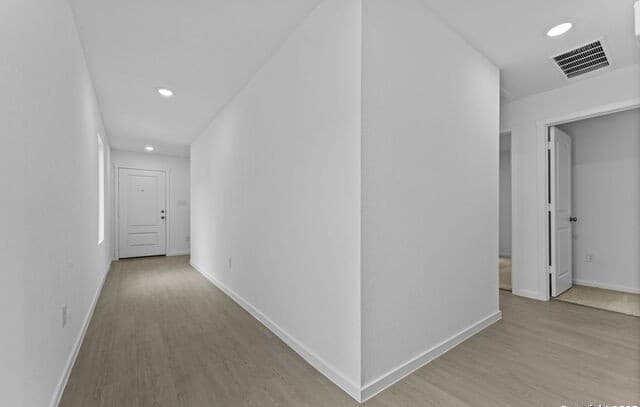 4-bedroom rental at 7107 Brownleaf Dr in San Antonio, TX — photo 4