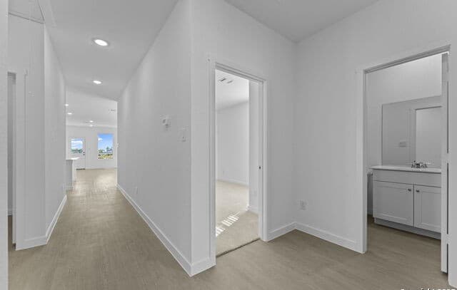 3-bedroom rental at 14962 Taradeau in San Antonio, TX — photo 2