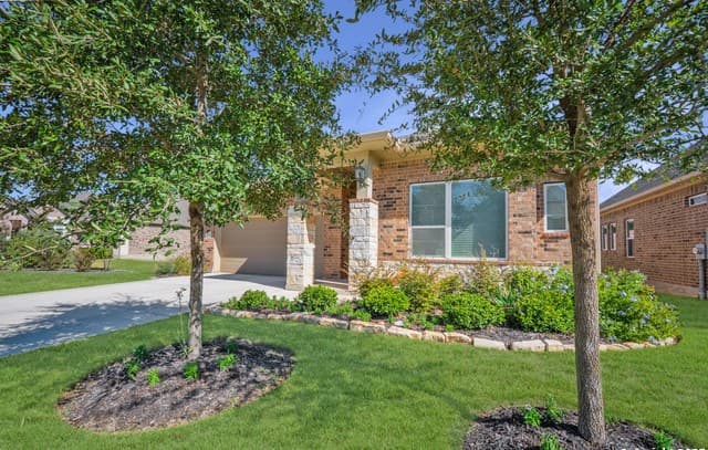3-bedroom rental at 22842 Rio Salado in San Antonio, TX — photo 1