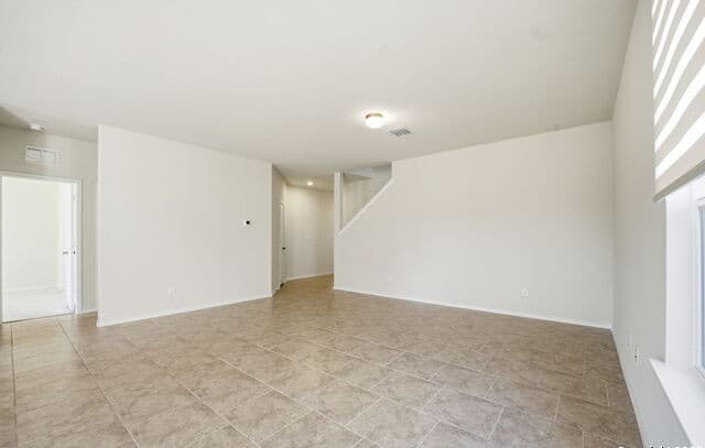 4-bedroom rental at 7320 Playa Xing in San Antonio, TX — photo 5