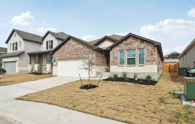 4-bedroom rental at 11475 Feather Vale in San Antonio, TX — photo 3