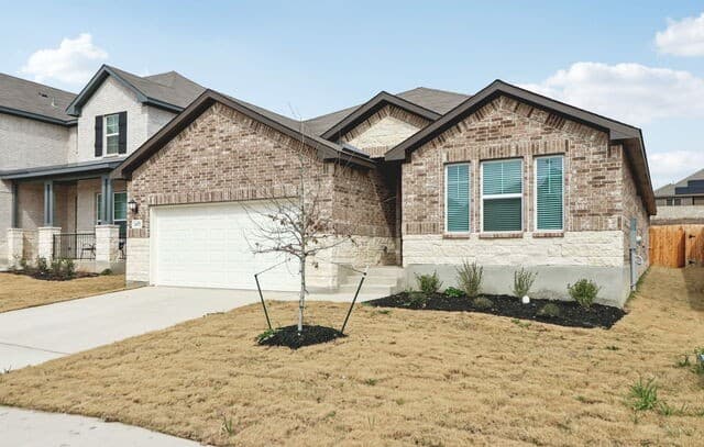 4-bedroom rental at 11475 Feather Vale in San Antonio, TX — photo 4