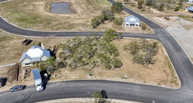 rental at 77 Arch Ray Loop in Fredericksburg, TX — photo 3