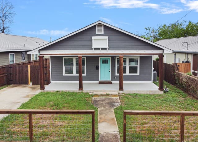 3-bedroom rental at 130 Vitra Pl in San Antonio, TX — photo 1