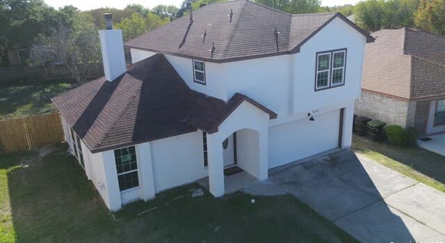 3-bedroom rental at 5243 Fountain LK in San Antonio, TX — photo 2