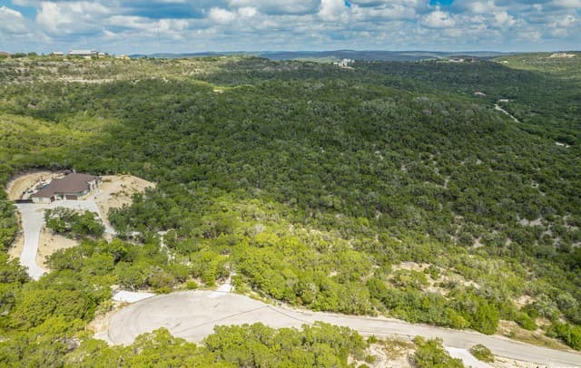 rental at 0 Pr 1732 in Mico, TX — photo 5