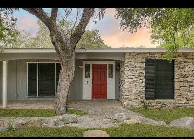 Home for sale at 8619 Oak Ledge in San Antonio, TX — photo 4