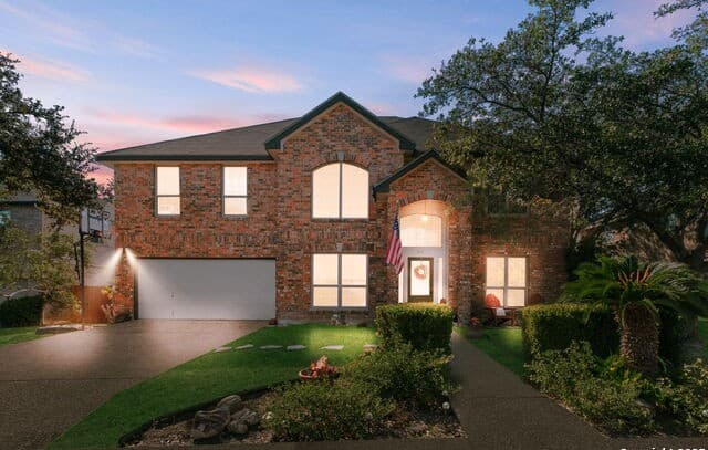 Home for sale at 1111 Venado Vista in San Antonio, TX — photo 3