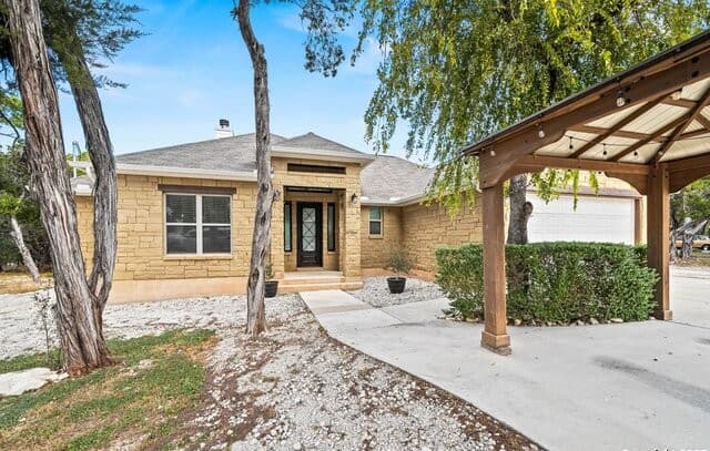Home for sale at 267 Eagle Rock in Spring Branch, TX — photo 3