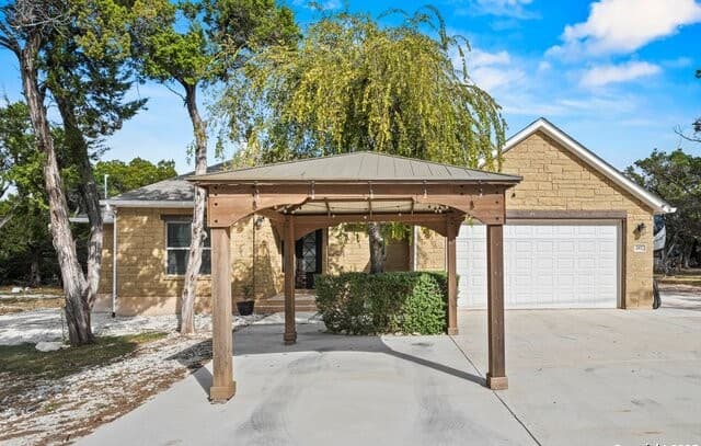 Home for sale at 267 Eagle Rock in Spring Branch, TX — photo 4