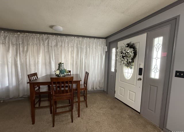 2-bedroom rental at 508 E Thornton in Three Rivers, TX — photo 2