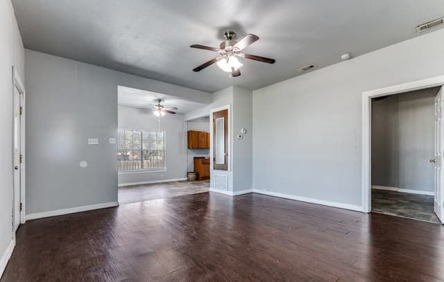 rental at 341&343 Avondale Ave in San Antonio, TX — photo 5
