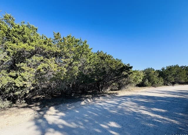 rental at 136 AND 137 LOT Terrace in Bandera, TX — photo 2