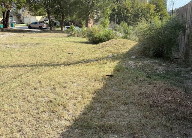rental at 13607 Puro Oro in Universal City, TX — photo 2