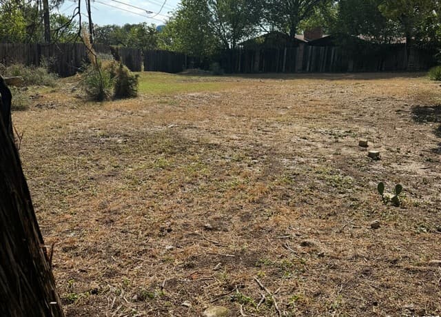rental at 13607 Puro Oro in Universal City, TX — photo 4