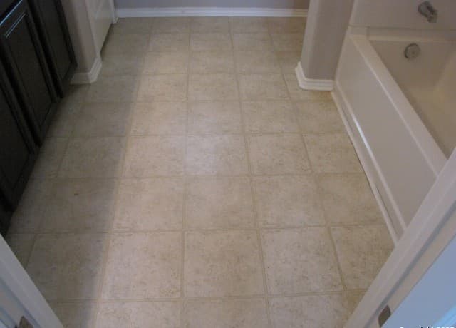 3-bedroom rental at 5435 Bright in San Antonio, TX — photo 5