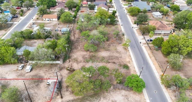 rental at 437 Esma St in San Antonio, TX — photo 5