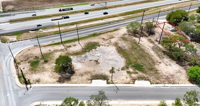 rental at 435 Esma St in San Antonio, TX — photo 3