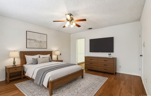 Home for sale at 5817 Winding Ridge in Windcrest, TX — photo 3