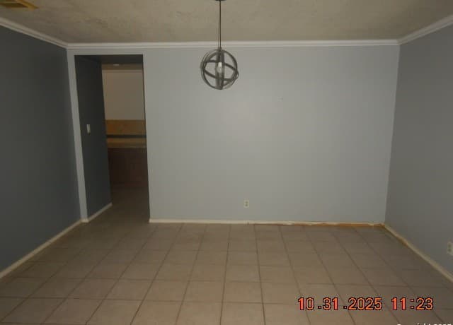 4-bedroom rental at 2932 Candleberry Dr in Schertz, TX — photo 2