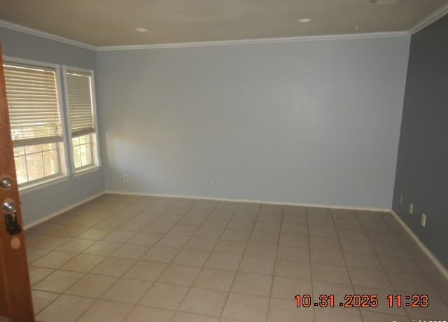 4-bedroom rental at 2932 Candleberry Dr in Schertz, TX — photo 3