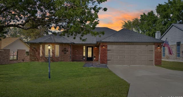 Home for sale at 3624 Fox Run in Schertz, TX — photo 2