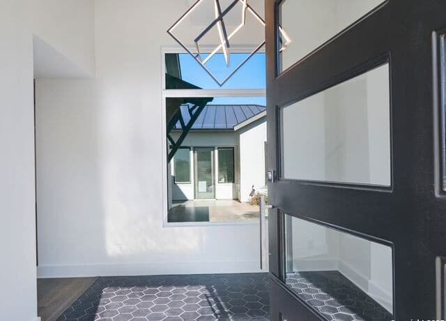 3-bedroom rental at 35 Dominion Heights in San Antonio, TX — photo 4