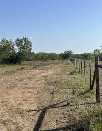 rental at 5894 Fm 1107 Unit A-Tract 2 in Stockdale, TX — photo 1