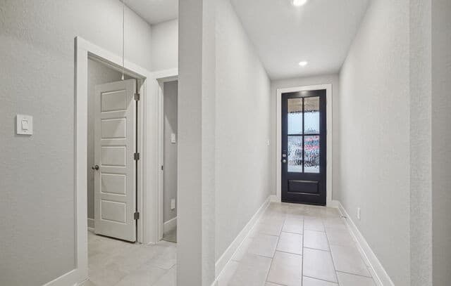 3-bedroom rental at 859 Shatterhand in San Antonio, TX — photo 5