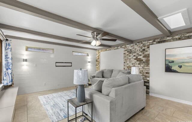 Home for sale at 5203 Metcalf in Windcrest, TX — photo 5
