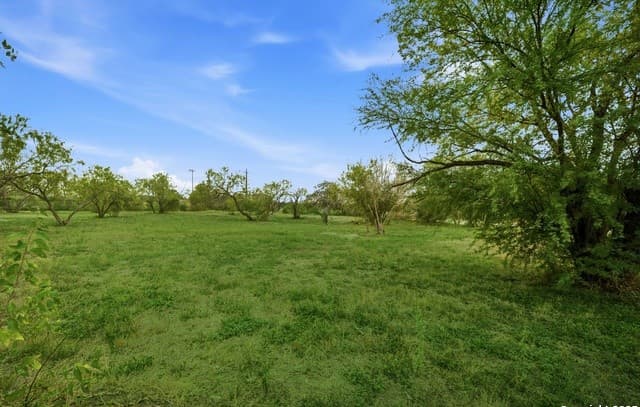 rental at 2426 Betty Jean in San Antonio, TX — photo 1