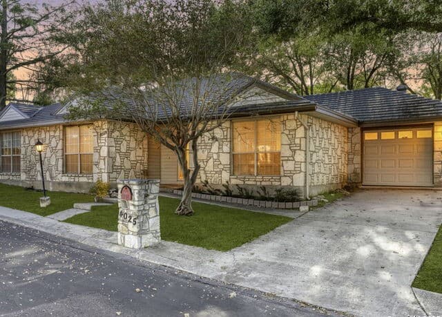 2-bedroom rental at 4025 Cypress Ct in Schertz, TX — photo 1